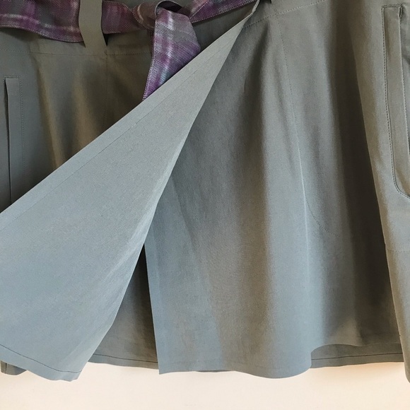 Nike Gray Skirt with Purple Accents - Picture 6 of 8